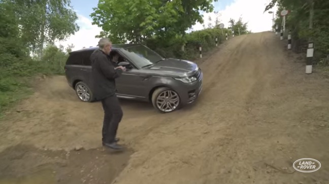 Watch, as This Land Rover is Driven Remotely Via an iPhone