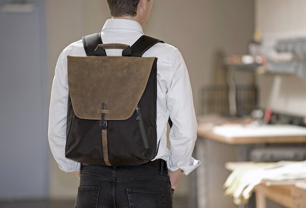 Review: Waterfield Designs Staad Leather MacBook Backpack Is Full Of Style