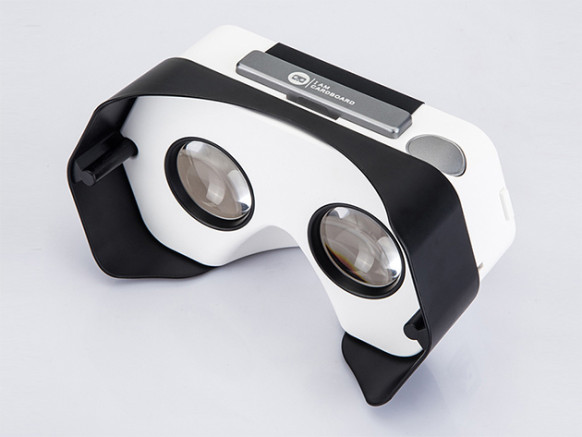 MacTrast Deals: DSCVR Virtual Reality Headset for Smartphones