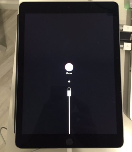 Apple Pulls iOS 9.3.2 Update - Working on Fix for 9.7-inch iPad Pro 'Bricking' Issue