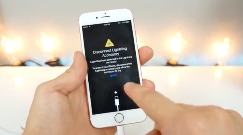 New iOS 10 Beta 3 Feature Warns Users of Potential Lightning Port Water Damage