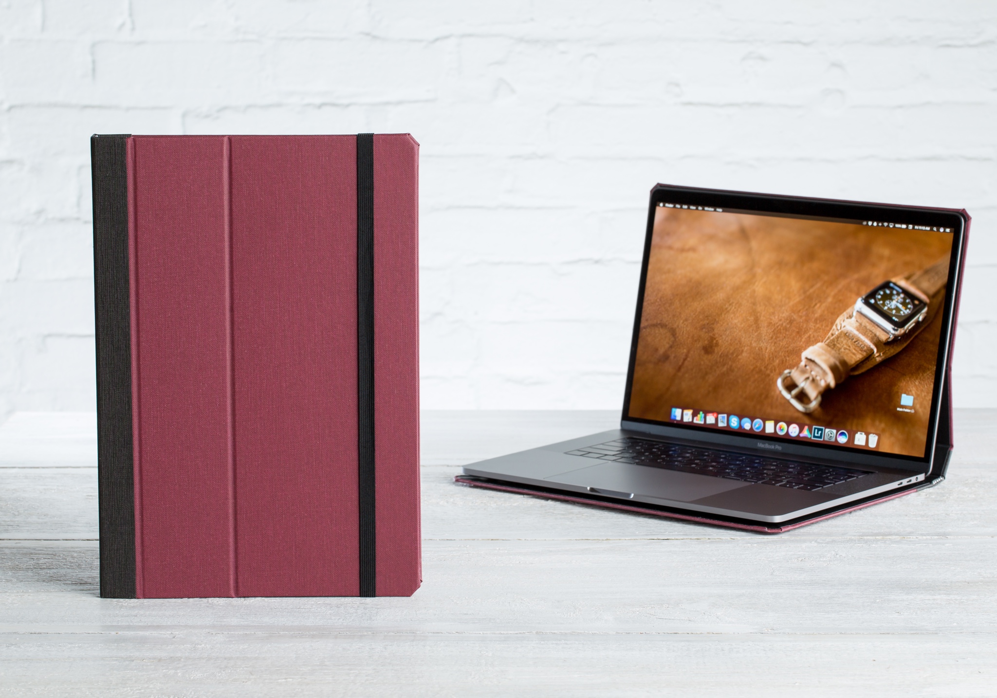 Pad & Quill's Cartella Slim Case Puts the Book Back Into the 2016 MacBook Pro