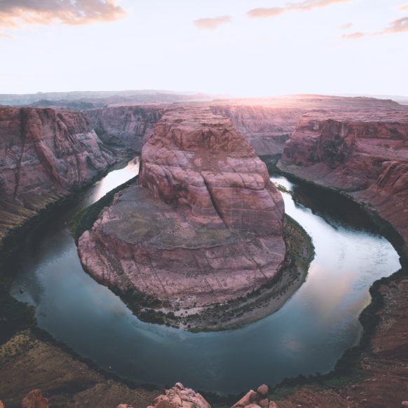 Wallpaper Weekends: Horseshoe Bend for Mac, iPad, iPhone and Apple Watch