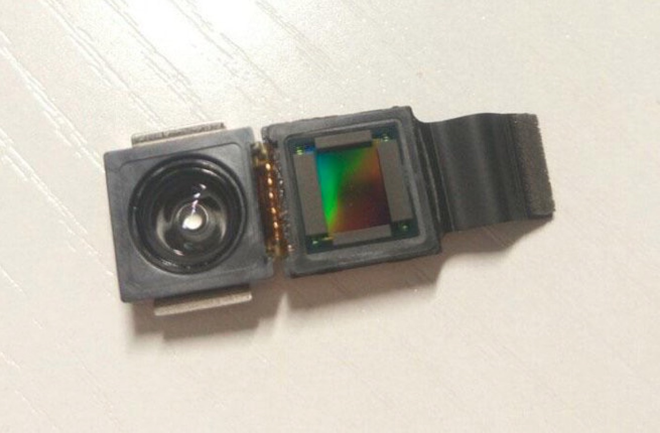 Photo Allegedly Shows 'iPhone 8' 3D Sensing Camera Module