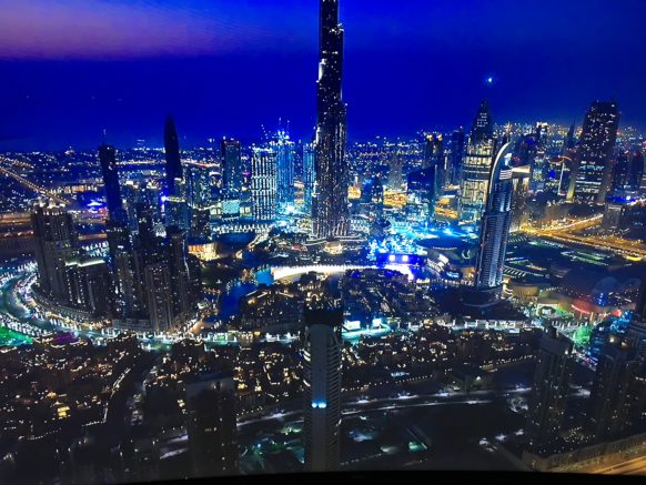 Apple_TV_screensaver_dubai_at_night