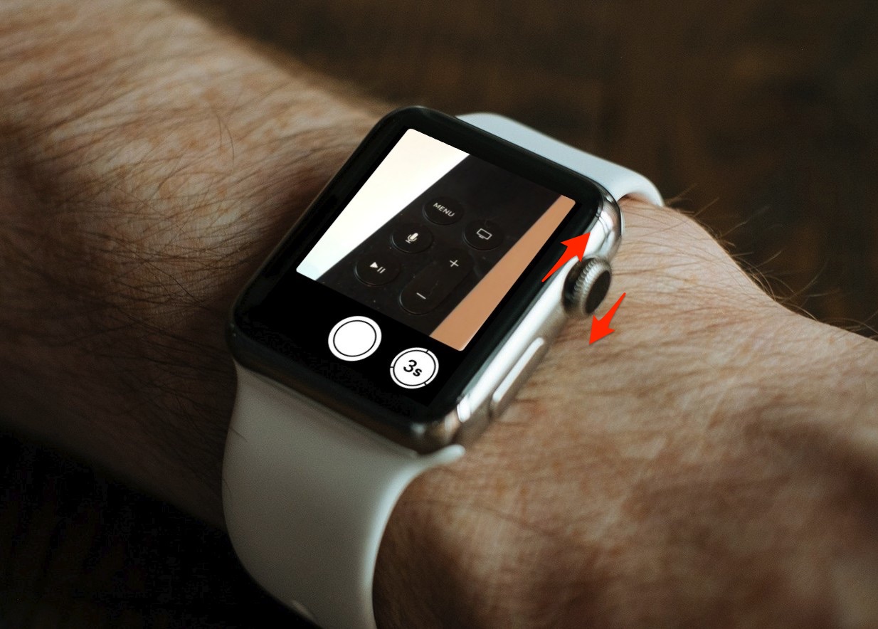 How To Use Your Apple Watch's Digital Crown to Zoom Your iPh