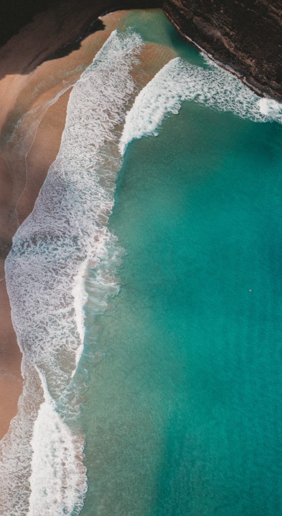 Wallpaper Weekends: Warm Ocean Breezes for Mac, iPad, iPhone, and Apple Watch