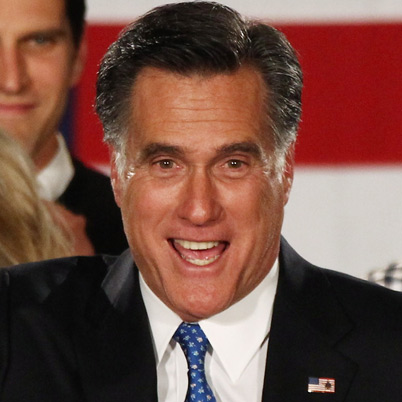Mitt Romney Pictured With iPad and iPhone At His Lake Winnipesaukee Home