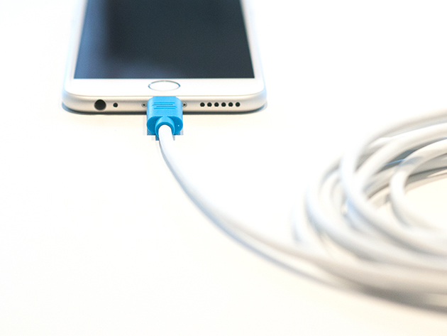 MacTrast Deals: Extra Long MFi-Certified 10-Ft Lightning Cable – Go the Extra Length to Charge Your Phone