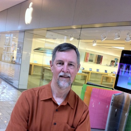 The Apple Store’s Biggest Fan is Dead at 67 – RIP Gary Allen