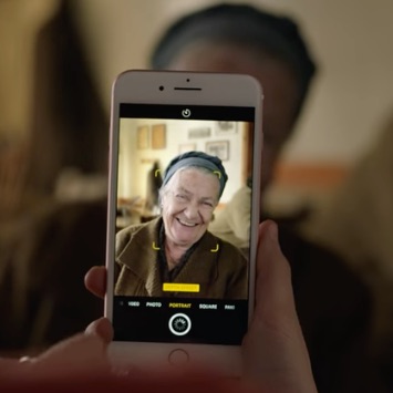Apple’s New iPhone Ad Features iPhone 7 Plus Portrait Mode Depth Effect Feature