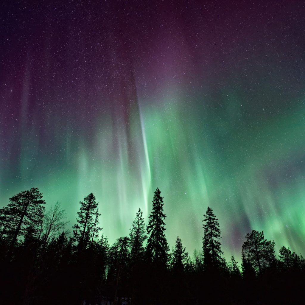 Wallpaper Weekends: Northern Lights 2 for Mac, iPad, iPhone, and Apple