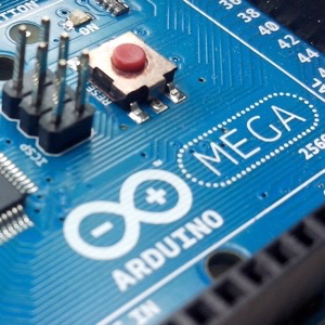 MacTrast Deals: Pay What You Want: 2018 Arduino Enthusiast E-Book Bundle