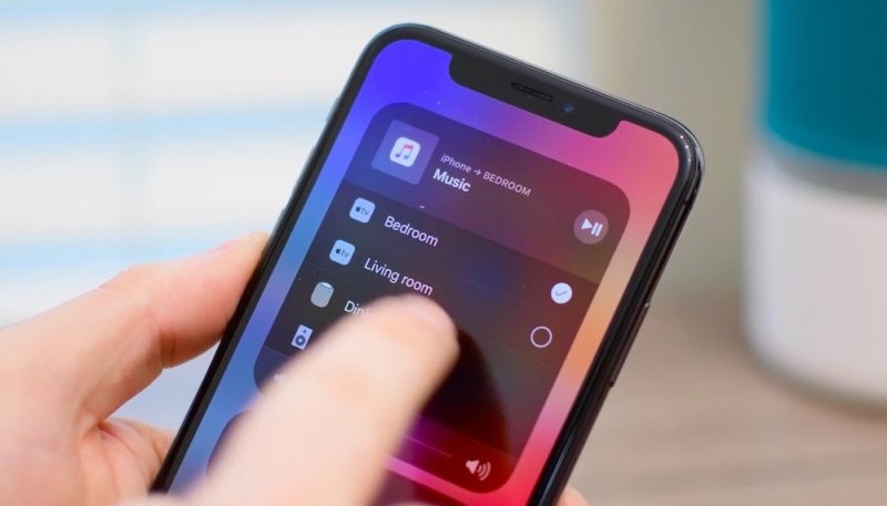 Apple Releases First iOS 11.4 Beta with AirPlay 2, Messages in iCloud