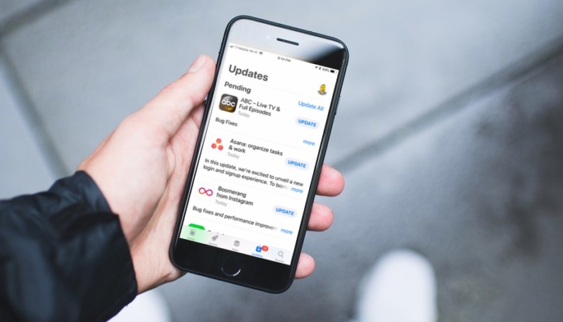 How To Turn On Automatic App Updates in the iOS 11 App Store