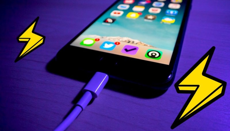 Some Users Report Their iOS 12 Device is Affected by Sporadic Charging Issues