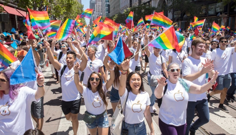 Tim Cook, Other Apple Executives Join Apple Employees in 2018 San Francisco Pride Parade