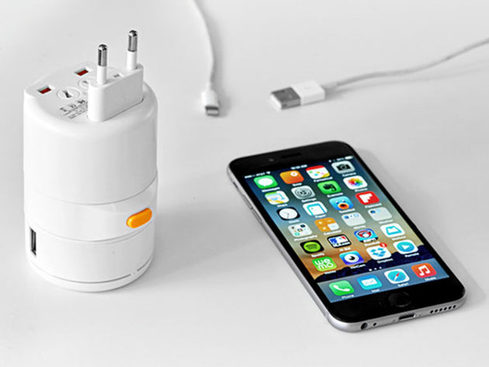 MacTrast Deals: Twist Plus World Charging Station – The Jetsetter’s Essential Hassle-Free Charging System