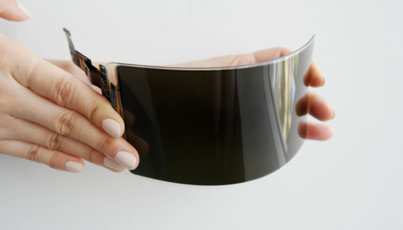 Samsung to Offer UL-Certified Unbreakable OLED Panel for Smartphones
