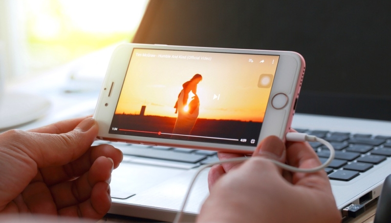 Best Free Movie Apps for Mac and iPhone