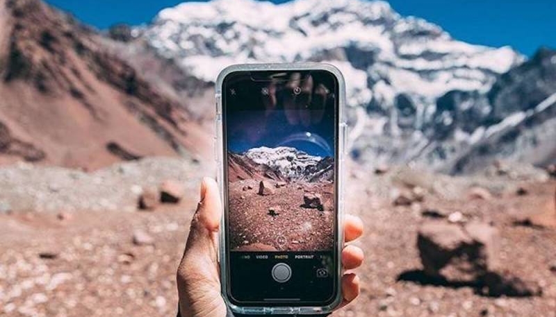 Best Rugged iPhone X Cases for Outdoor Adventure