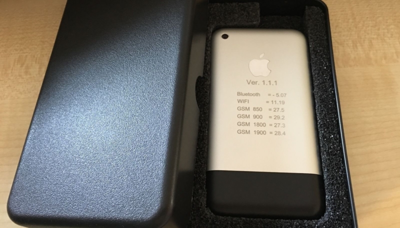 1st Generation iPhone Prototype up for Auction