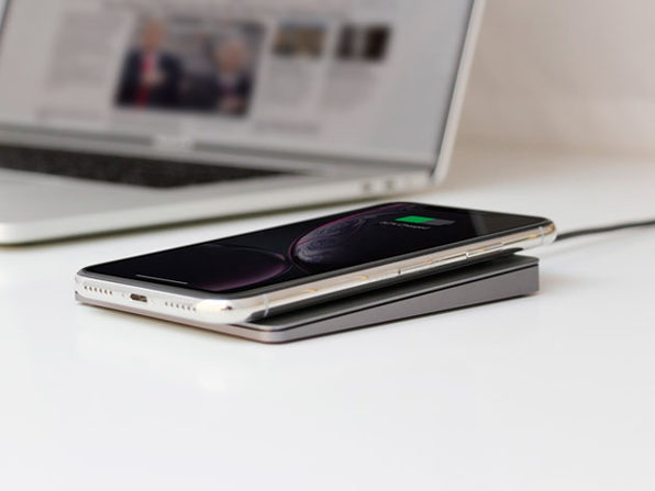 MacTrast Deals: MAGIQPAD Wireless Charger - The Minimalistic Qi Charger