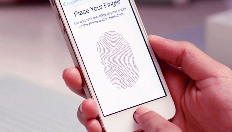 Apple Exec Says More Devices With Face ID on the Way, But Touch ID Will Also Hang Around
