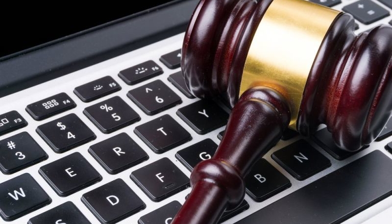 Federal Judge Dismisses MacBook Pro ‘Flexgate’ Class-Action Lawsuit