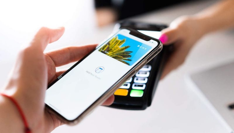 Why Walmart Doesn’t Accept Apple Pay in the U.S.