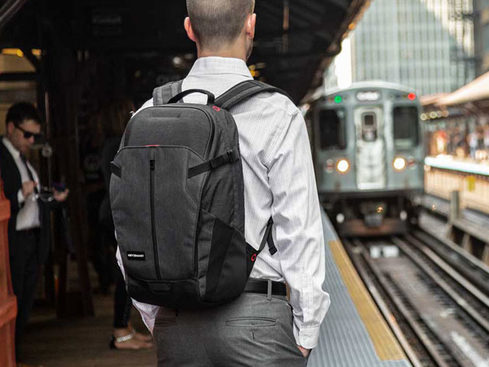 MacTrast Deals: Urban 21 Commuter Bag