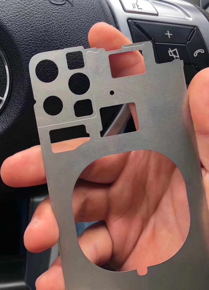 Claimed Chassis Part Photo Adds More Fuel to Rumor of Triple-Camera 2019 iPhone