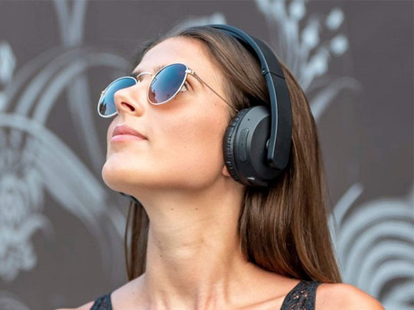 MacTrast Deals: RIOT HiFi Over-Ear Headphones
