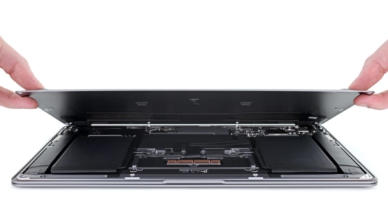 iFixit MacBook Air Teardown Offers a Look at New Scissor Keys and Easier Trackpad and Battery Access