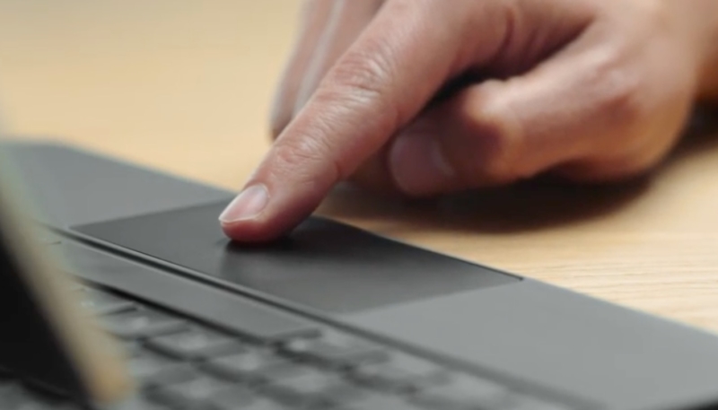 Apple Software VP Craig Federighi Demos Features of New iPad Pro and Magic Keyboard