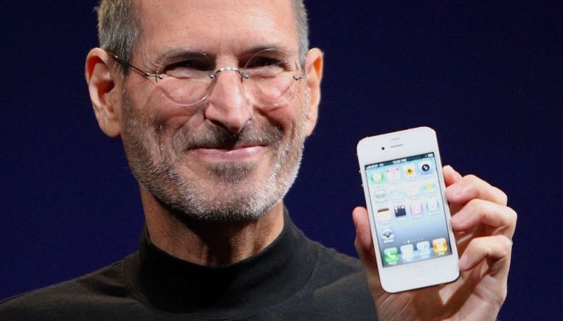 Remembering Steve Jobs on the 11th Anniversary of His Death