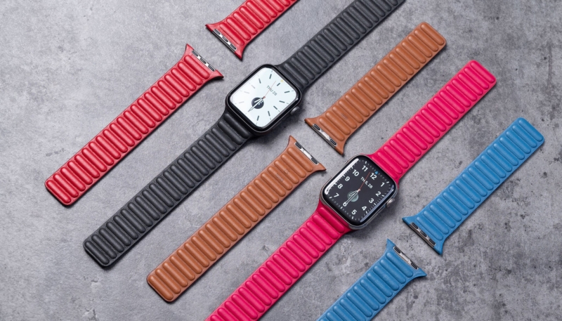 Photos and Video Offer a Look at New Apple Watch  Leather Loop Band