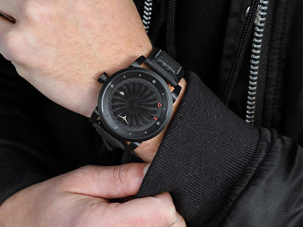 MacTrast Deals: Blade Automatic Watch with 42H Power Reserve