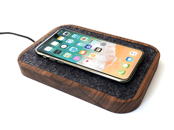 MacTrast Deals: Docking Station Wireless Charger