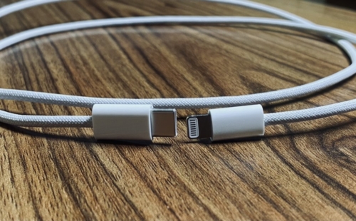 Braided Lightning to USB-C Cable