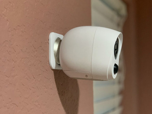 Crorzar Anywhere - Rechargeable WiFi Security Camera