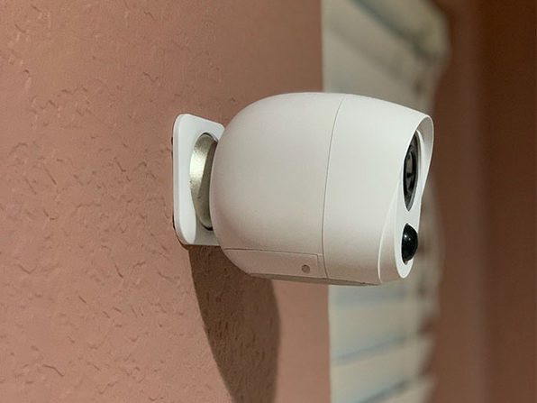 MacTrast Deals: Crorzar Anywhere: Rechargeable WiFi Security Camera