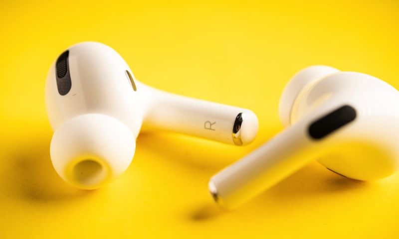 New Beta Firmware for AirPods, AirPods Pro and AirPods Max Now Available to Testers