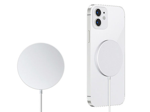 MacTrast Deals: Magnetic Wireless Charger for iPhone 12