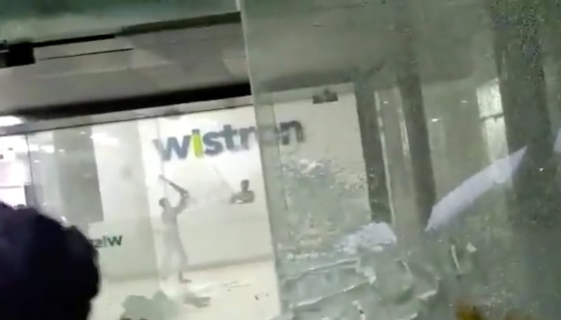 Workers Riot at Wistron iPhone Plant in India Over Unpaid Wages, Working Conditions
