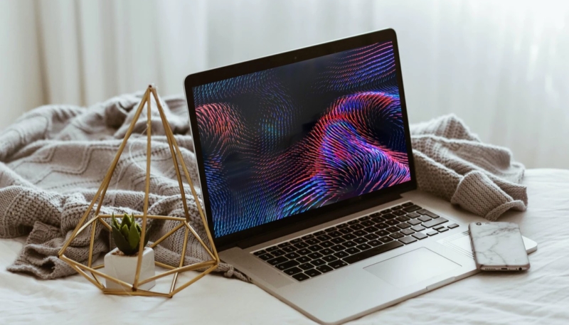 Growing Number of M1 Mac Users Report Fast User Switching Screensaver Bug
