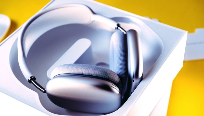 Bloomberg’s Gurman: When to Expect USB-C Ports on AirPods Max, Magic Mouse, Other Products