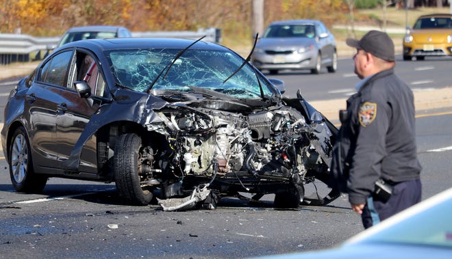 iPhones and Apple Watches Could Detect a Car Crash and Auto-Dial 911 in Near Future