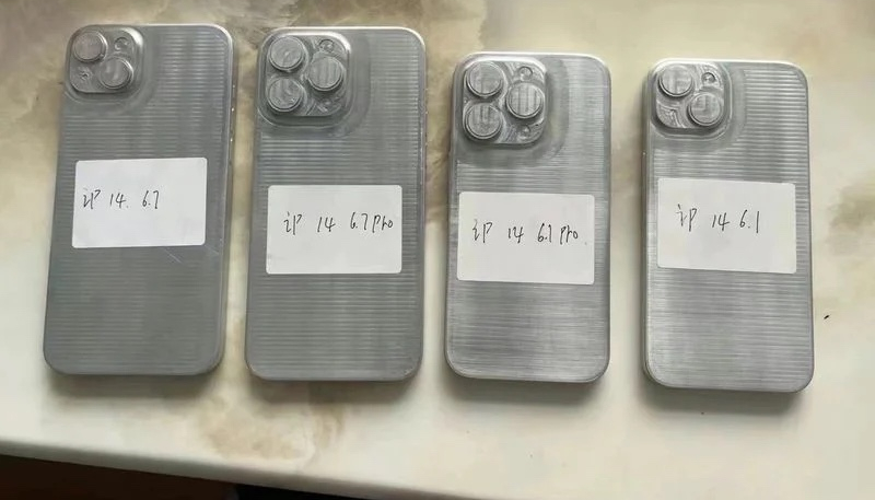 Photo Claiming to Show First iPhone 14 Molds Show Relative Case and Camera Bulge Sizes
