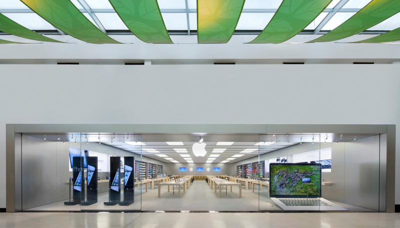 Unionized Maryland Apple Store Workers Ask For 10% Raise, Be Allowed to Accept Customer Tips, and Changes in Leave Policies